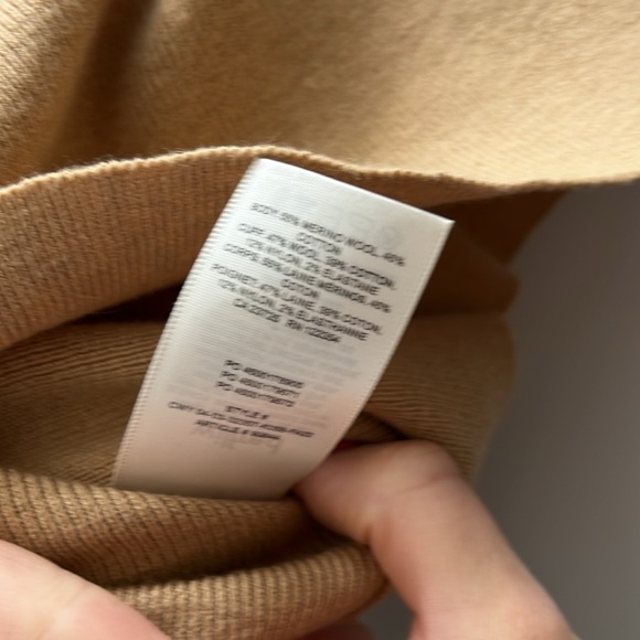 Aritzia Wilfred Cropped Tan Turtleneck Sweater - Picture 5 of 5